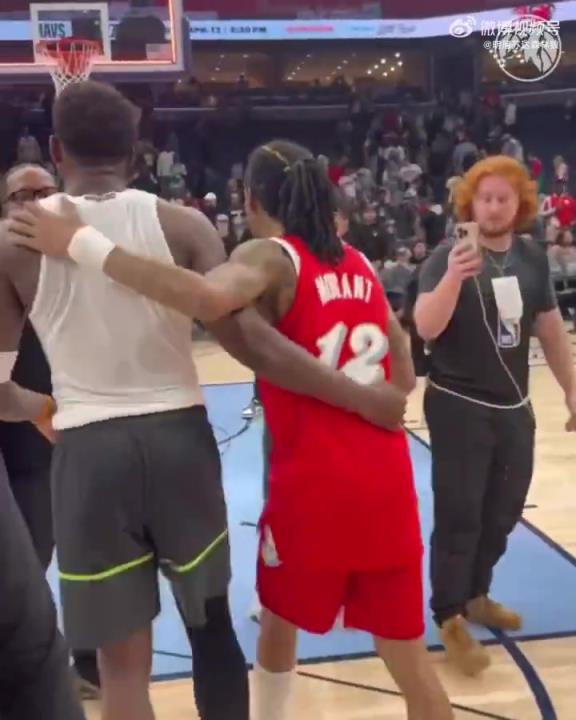 狼王&槍王惺惺相惜！華子賽后與莫蘭特相互致意！